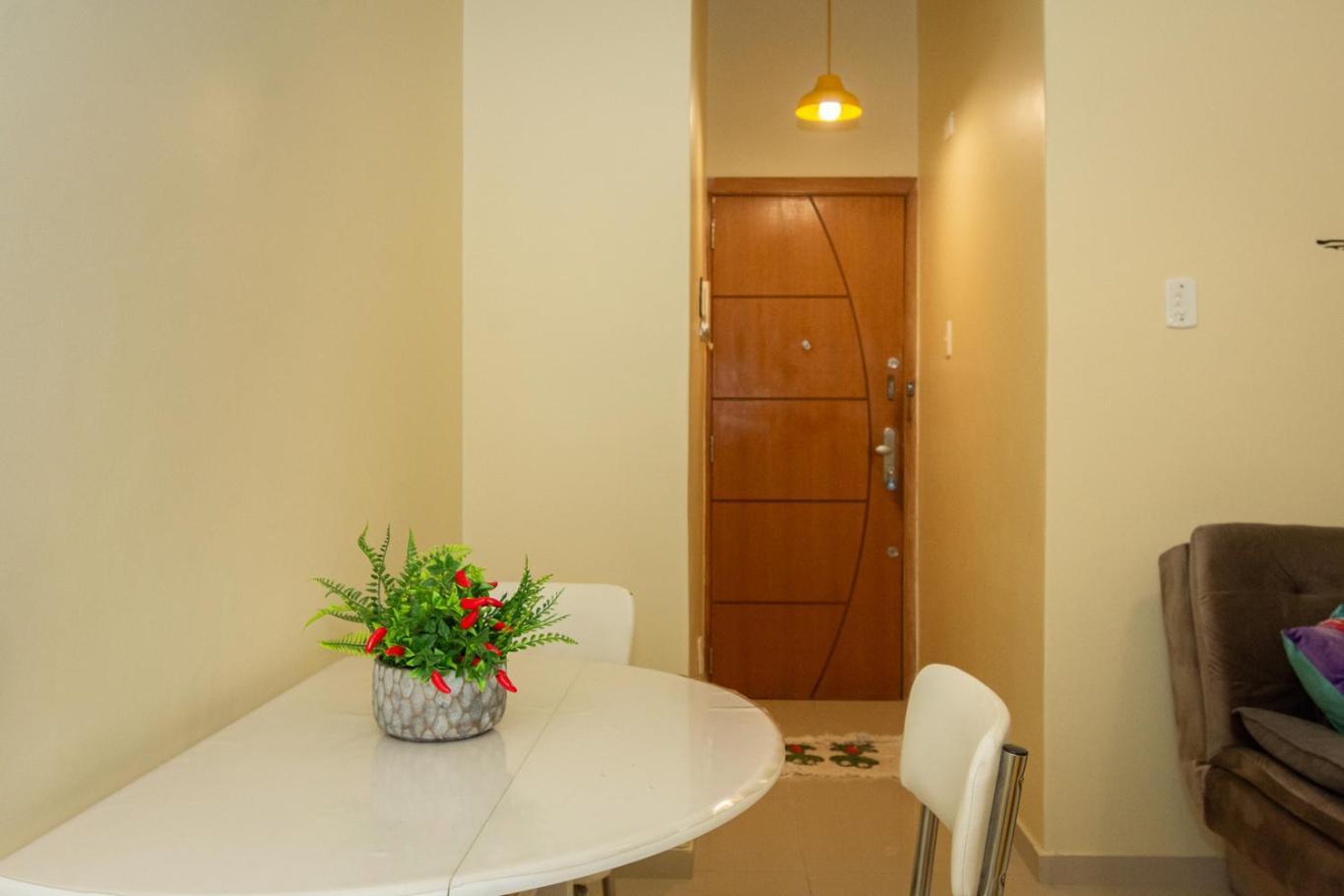Apartamento Confortavel Apto A 280m Da De Copacabana Rj