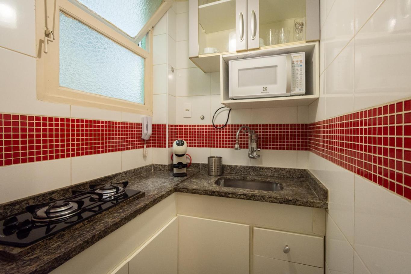 Apartamento Confortavel Apto A 280m Da De Copacabana Rj *